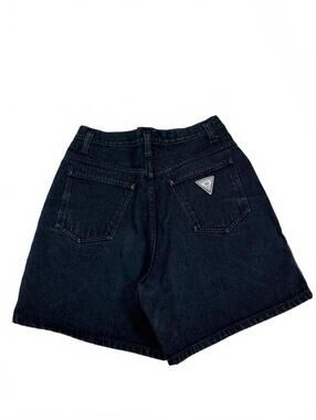 Vintage 90s Palmetto's Jean Wear Dark Blue 100% Cotton Mom Shorts measures 27"